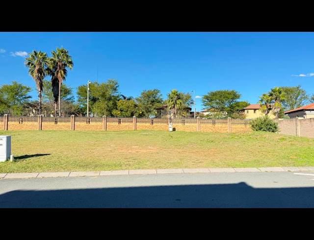 LAND FOR SALE IN BLUE VALLEY GOLF ESTATE